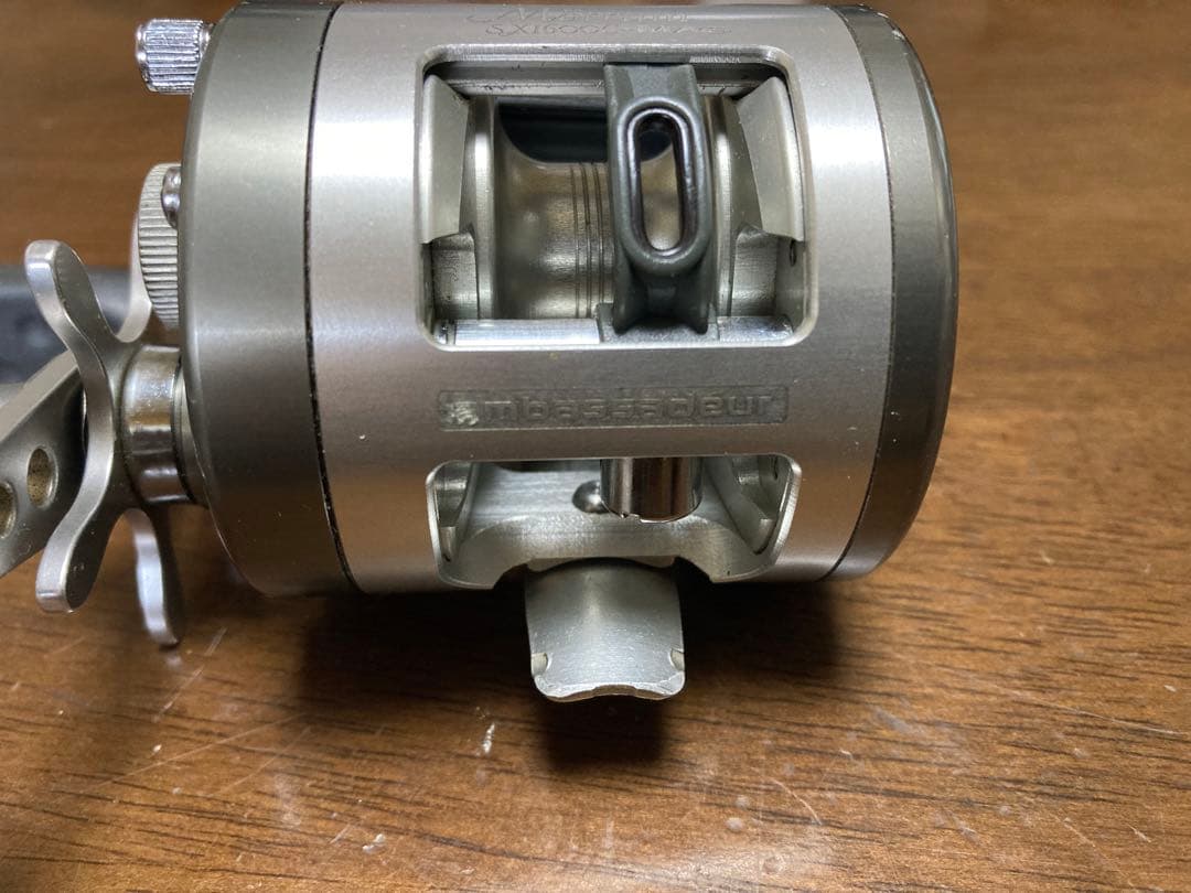 アブ　モラムSX1600Cマグ　実釣メイン機