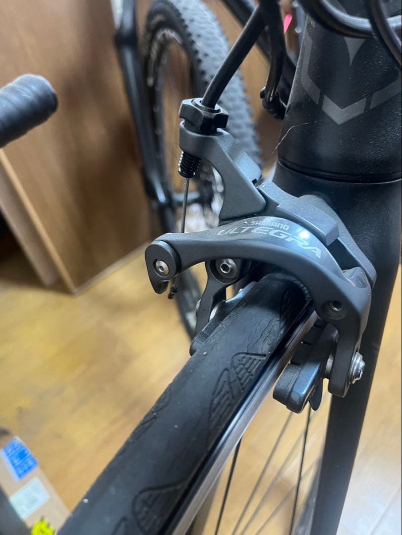FELT F75 2018年モデル マットブラック 480mm