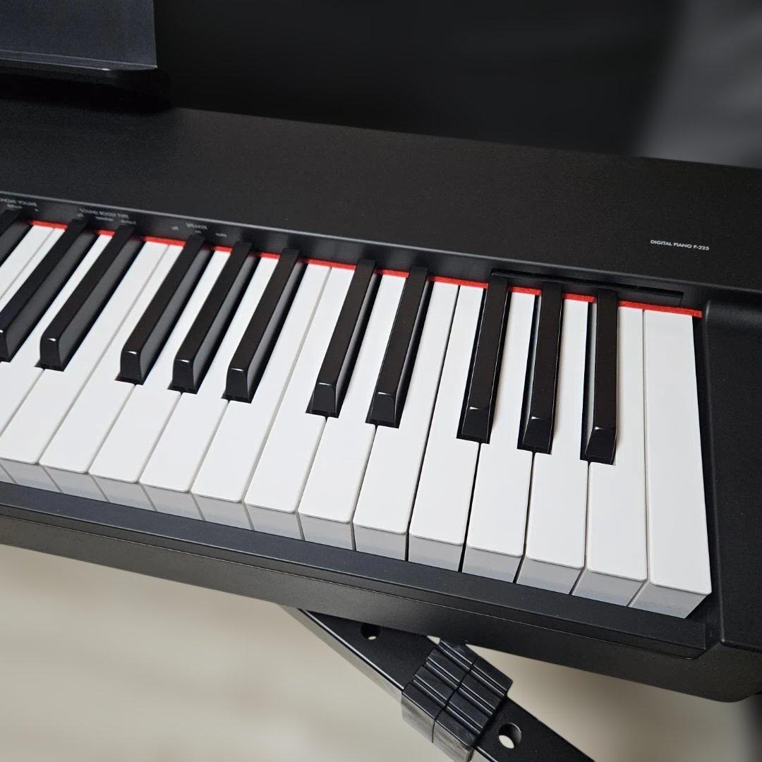 ヤマハ電子ピアノP-225B,スタンド,サスティンペダル,ピアノカバーセット
