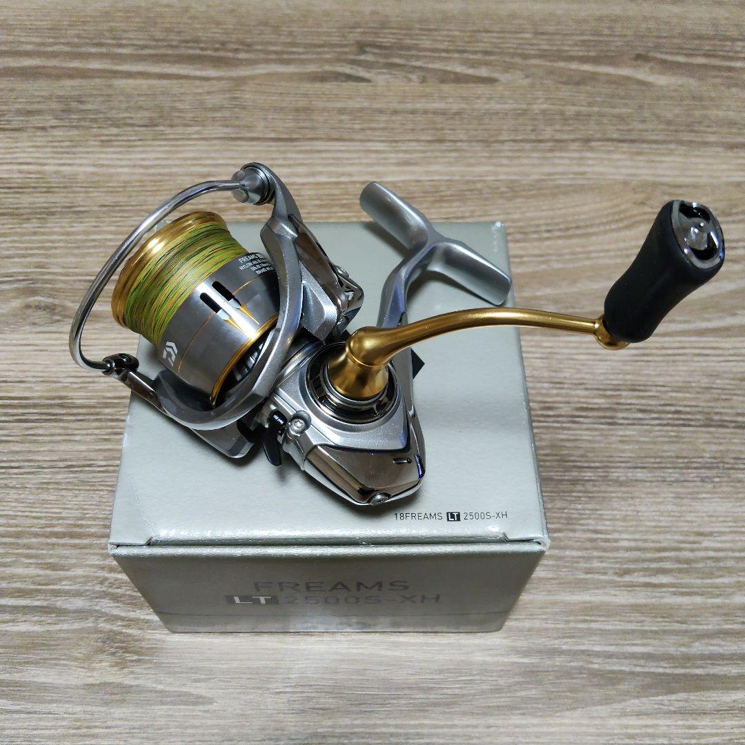 18 FREAMS LT 2500S-XH スピニングリール　フリームス