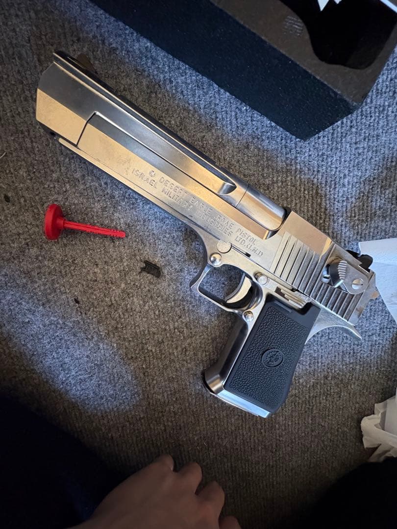 東京マルイ DESERT EAGLE .50 AE クロームステンレス