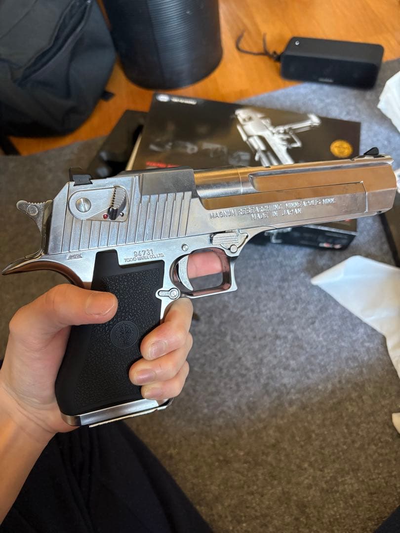 東京マルイ DESERT EAGLE .50 AE クロームステンレス