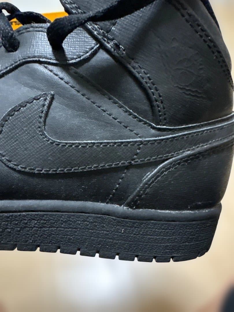 Nike Air Jordan 1 ブラック