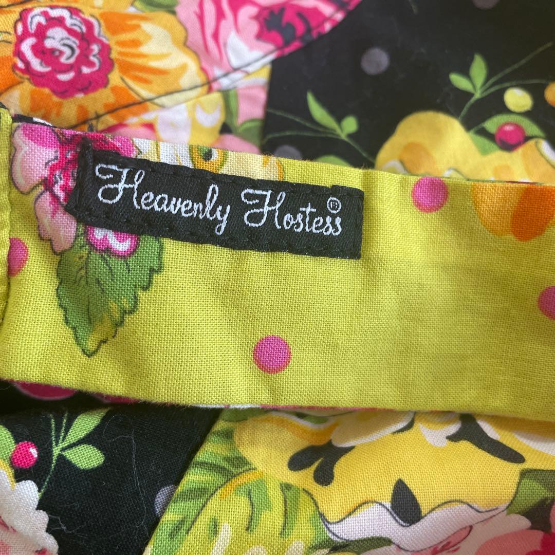 heawenlyhostess リバーシブル花柄フルエプロン 黒 黄緑 ピンク