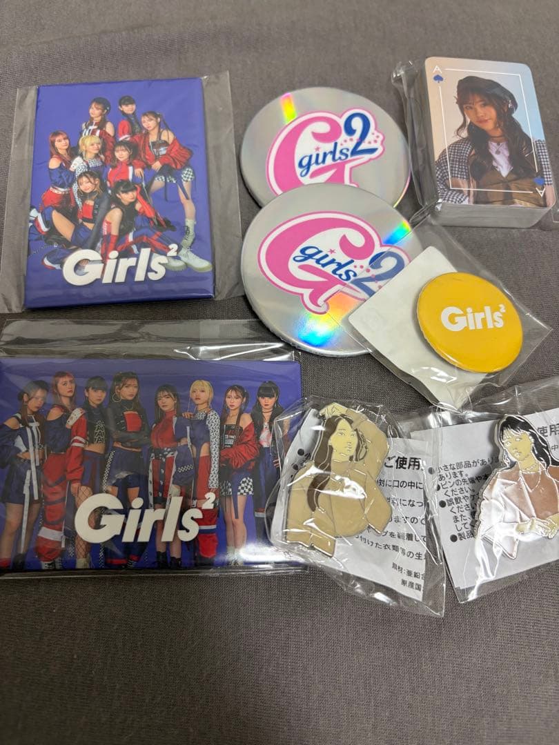 Girls2 ペンライトCD特典ブックカレンダートレカ　フォトブックうちわケース