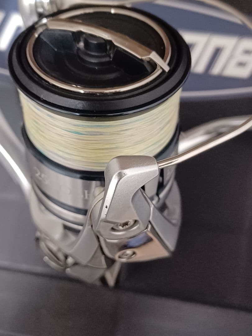 シマノ 19ストラディック2500SHG