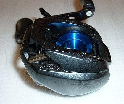 シマノ　20 SLX DC　70HG　右ハンドル