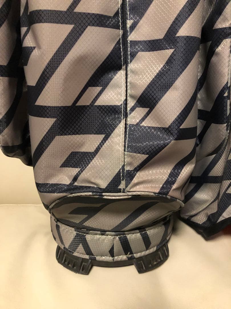 【送料込み】廃盤希少　PUMA キャディバッグ ランダムロゴ　入手困難