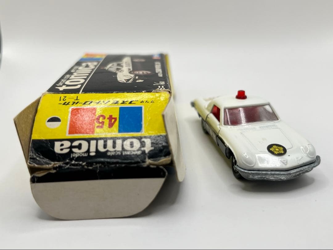 トミカ 日本製 黒箱 45 マツダ コスモ パトロールカー 1A