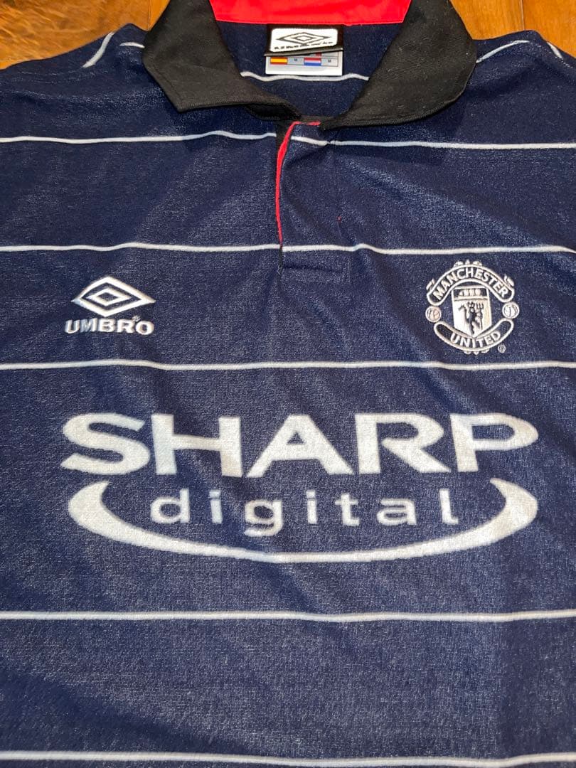 新品同様　UMBRO マンチェスターユナイテッド　ユニフォーム　ゲームシャツ