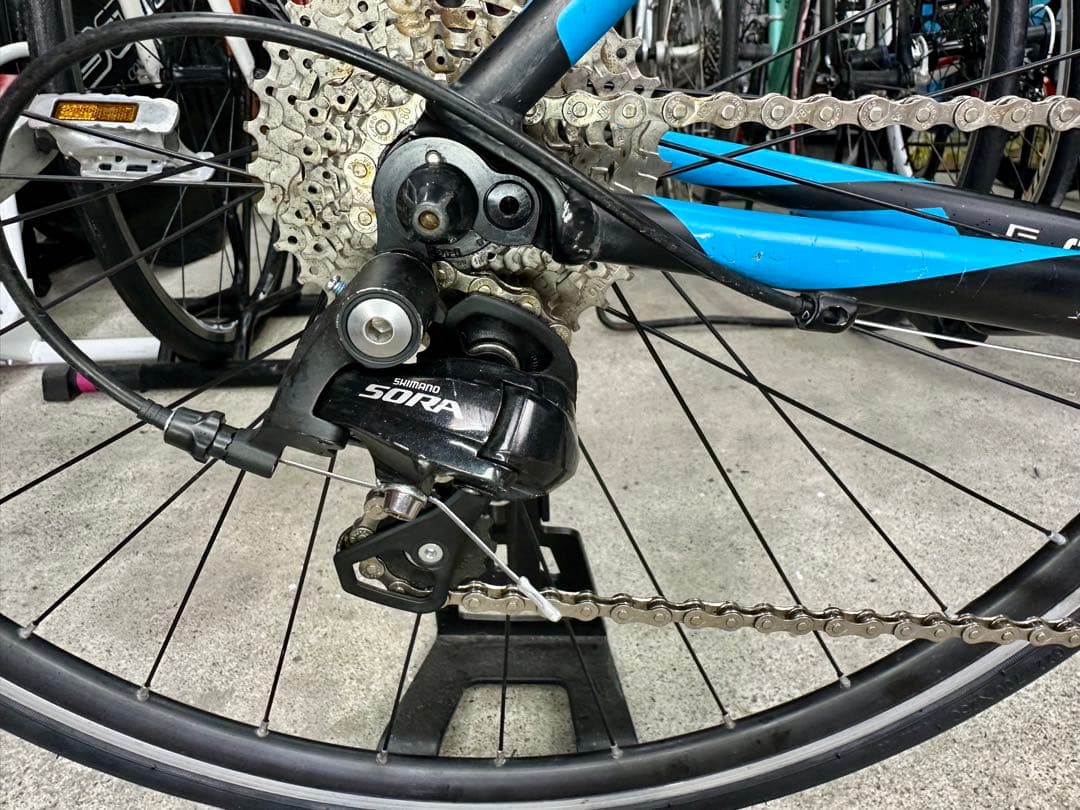 基本分解発送送料無料！完成車配送等ご相談ください！FELT Z95 新品タイヤ