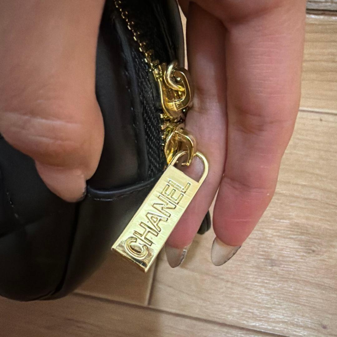 CHANEL ノベルティーブラック キルティング バッグ
