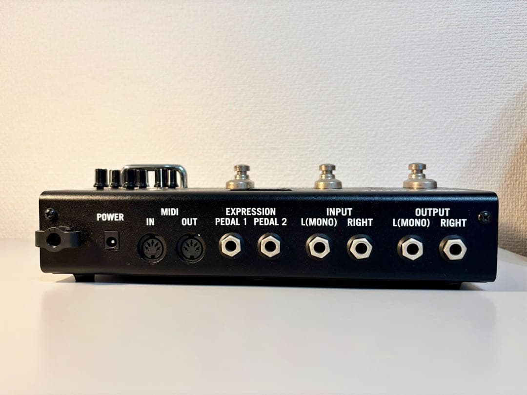 Line6 M9 Stompbox Modeler Line 6 動作確認済み