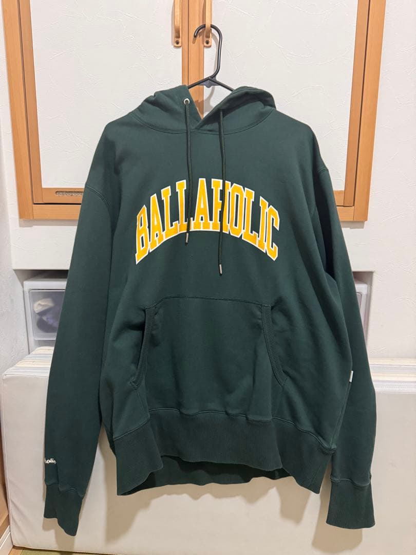 BALLAHOLIC カレッジロゴ　Lサイズ　フード付きパーカー ダークグリーン
