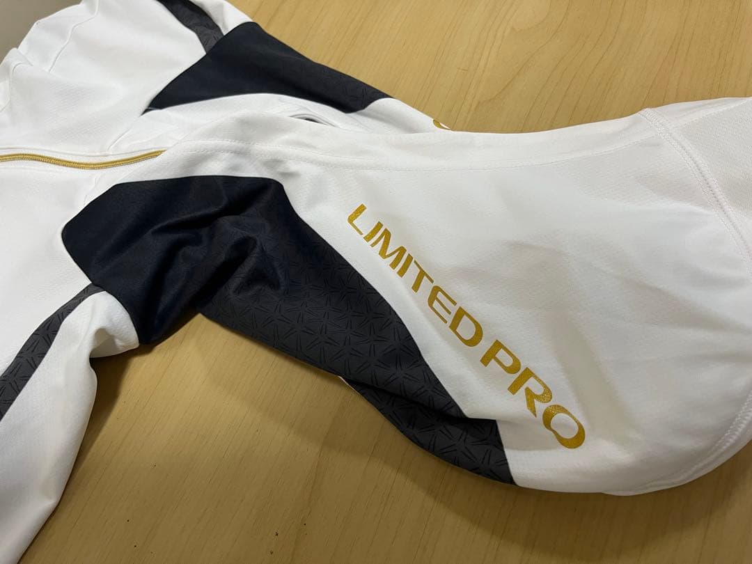 LIMITED PRO 長袖シャツ ホワイト・ブラック　よかにせさん専用