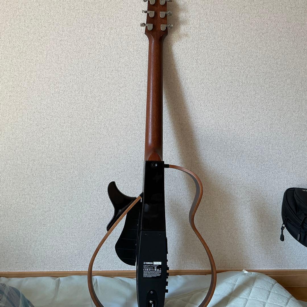 yamaha SLG200サイレントギター　　ブラック ギターケース