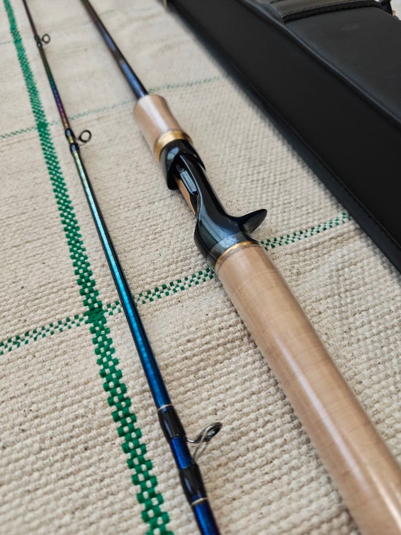 【新品未使用】シマノ ワールドシャウラ リミテッド 1702R-2【保証書付属】