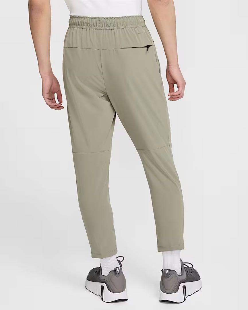 ナイキ メンズ Dri-FIT ストレートレッグ ヴァーサタイルパンツ M 新品