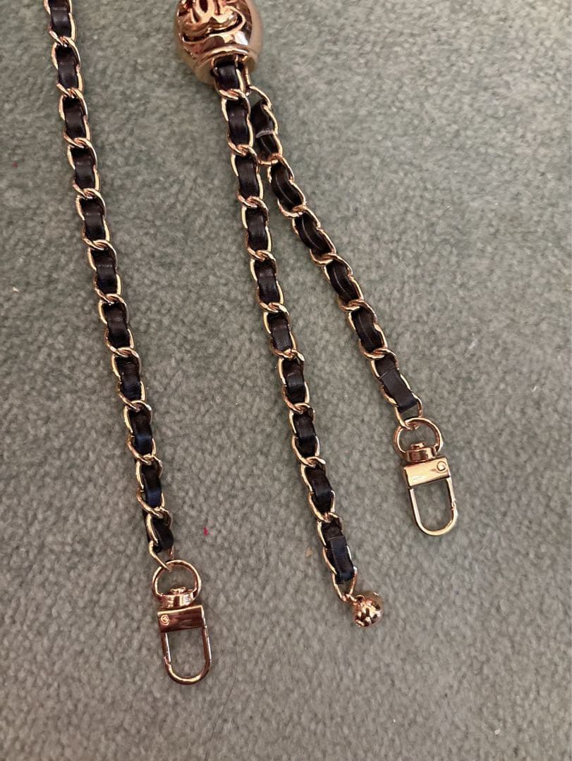 ♡CHANEL黒ココマークロゴアジャスター付チェーンショルダーストラップ斜めがけ