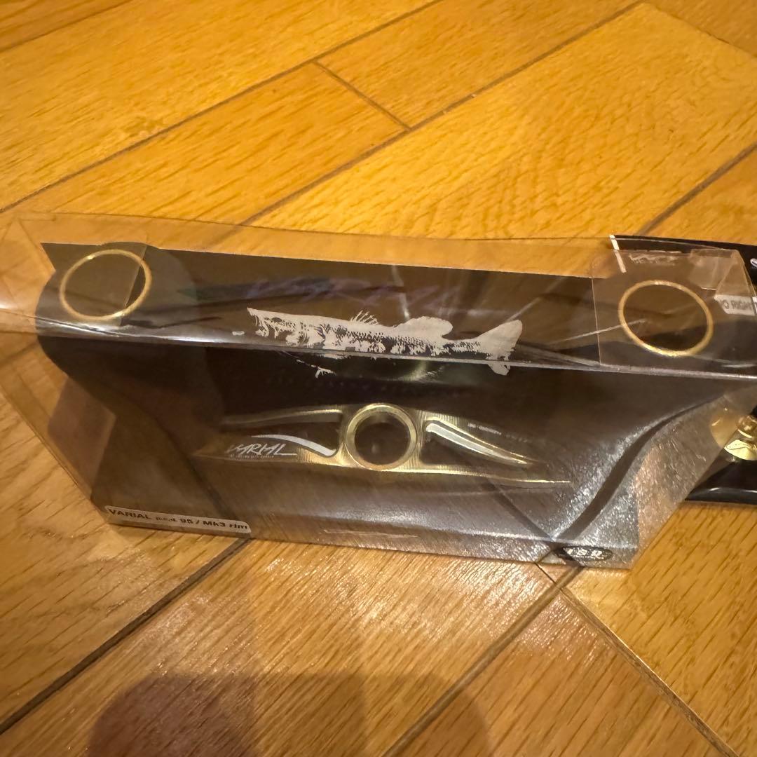 最安　drt バリアル mk3 95mm ゴールド　シマノ右