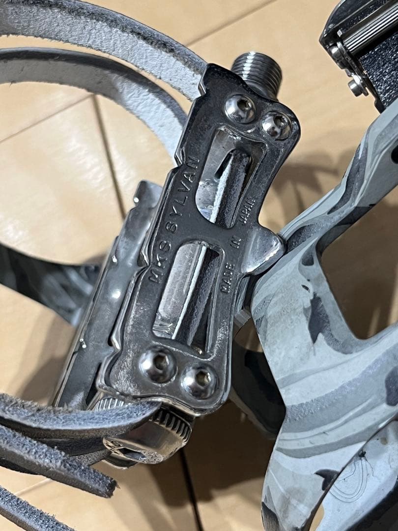 mash トゥークリップ　mks sylvan track ダブルストラップ