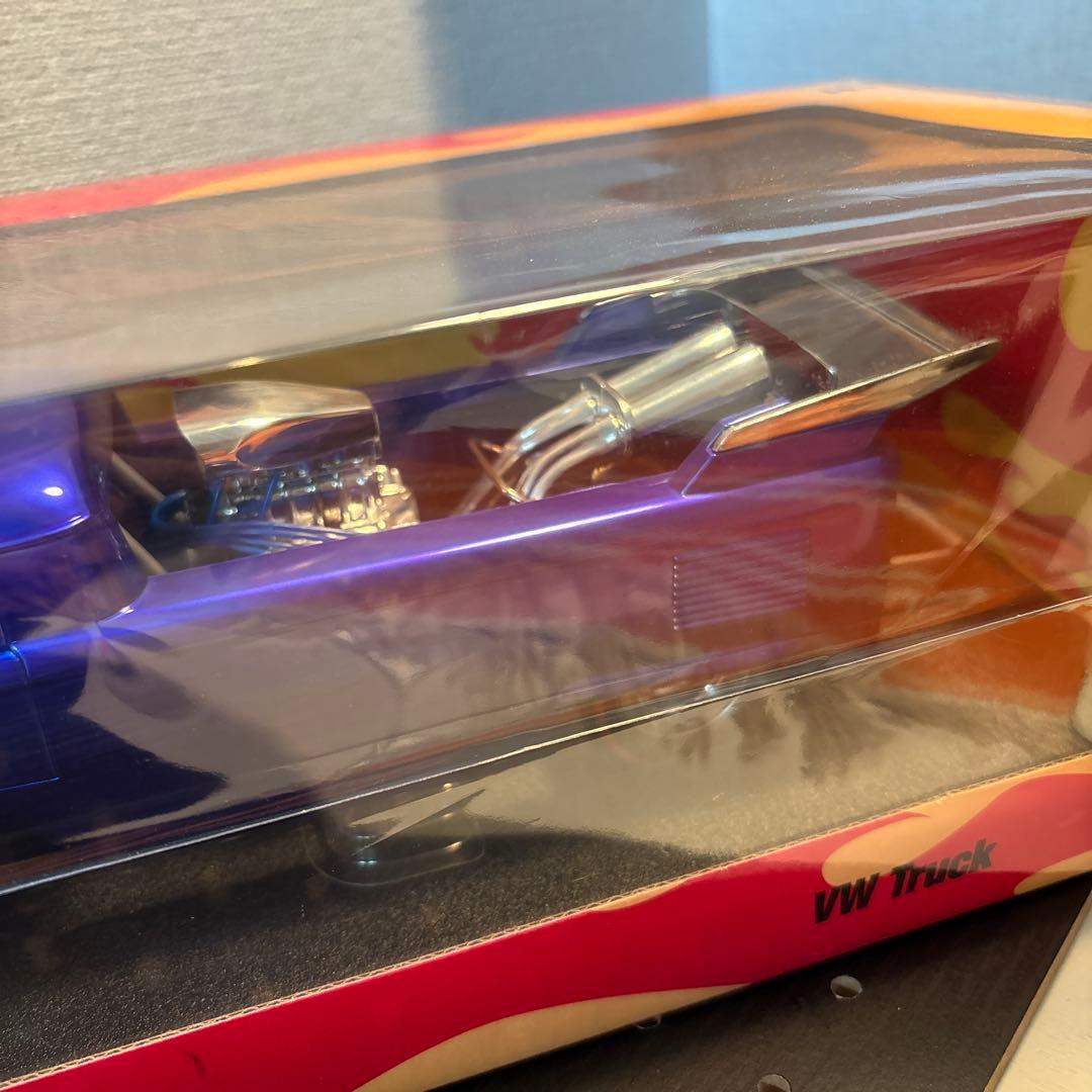 Hot Wheels Classics VWトラック 1:18 ワーゲントラック