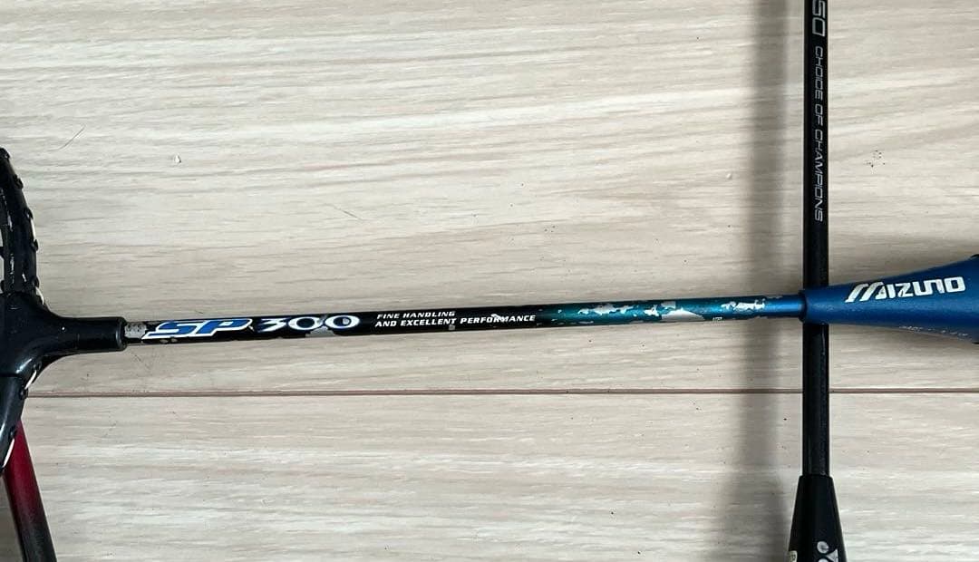 ヨネックス・Mizuno バドミントンラケット　ジャンク品