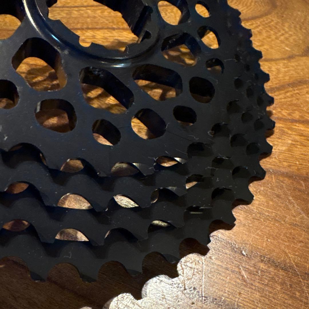 Absoluteblack スプロケットアダプター　超軽量CNC 28-40T