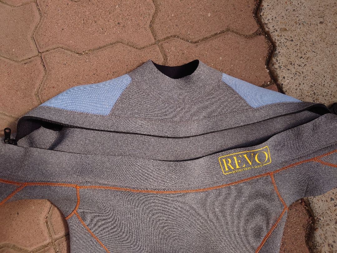 REVO ウェット 3mm フルスーツ フロントジップ