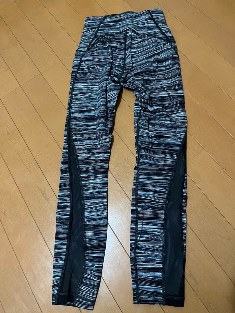 正規品ルルレモンレギンス