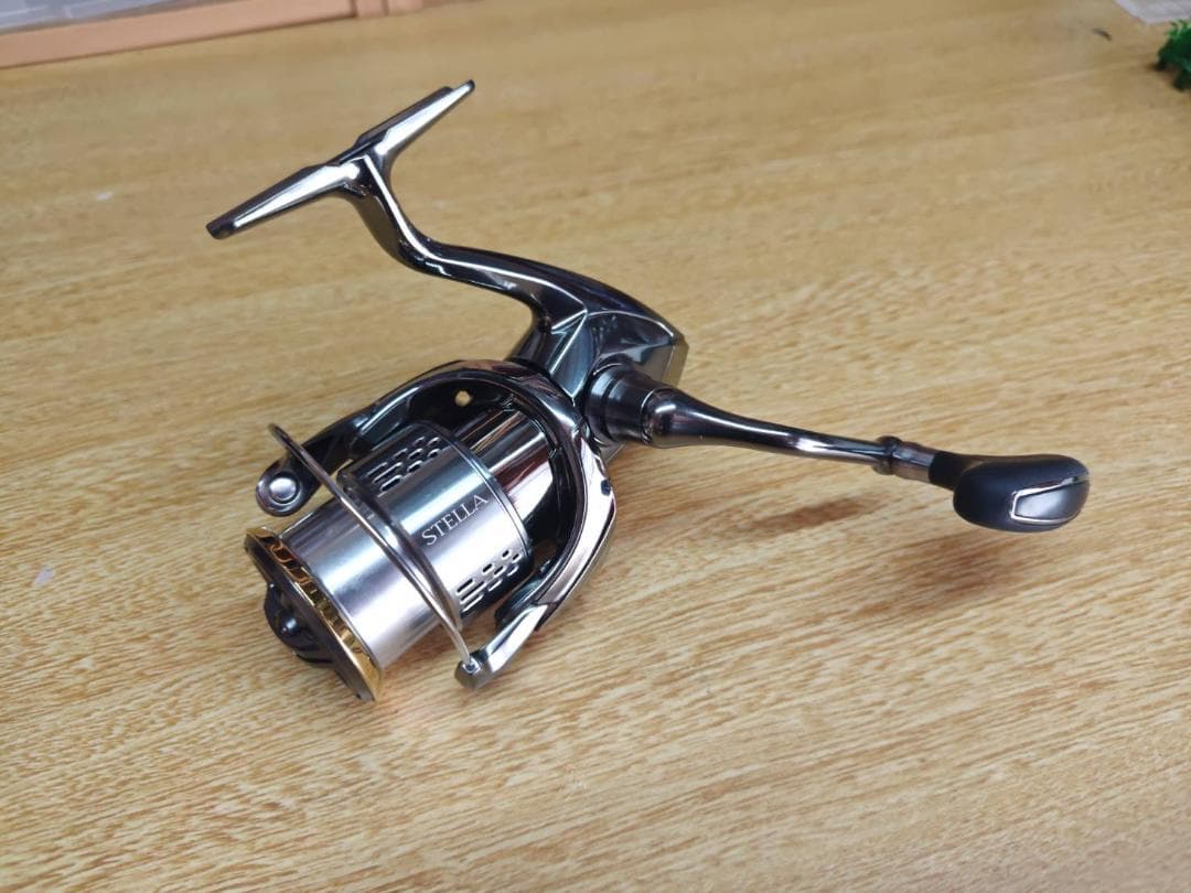 SHIMANO 18 STELLA C3000MHG シマノステラ 03806