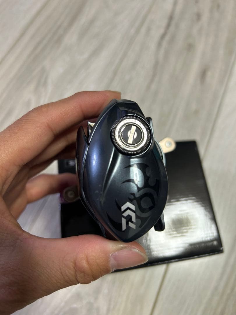 oneDAIWA 25TATULA SVTW 100HLベイトリール