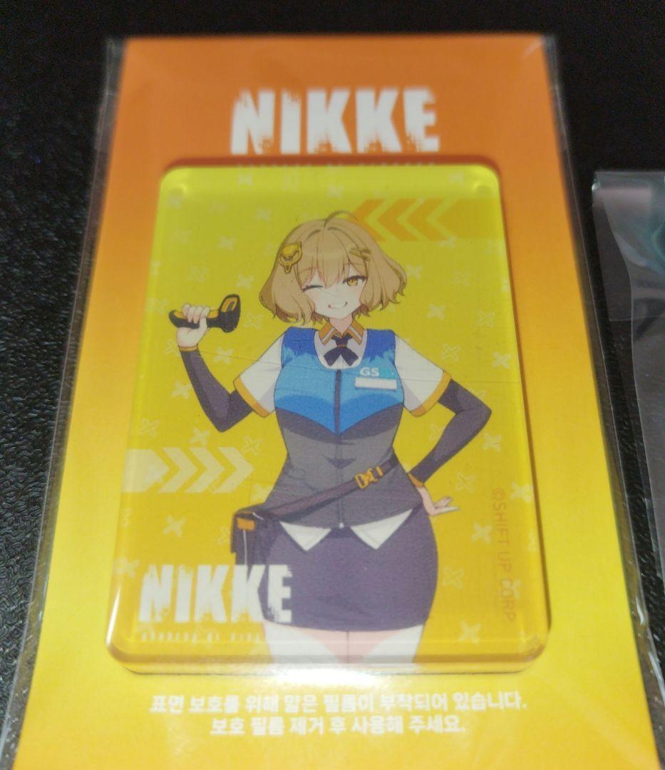勝利の女神NIKKE 韓国限定 GS25 コラボ 当選 マグネット・缶バッジ