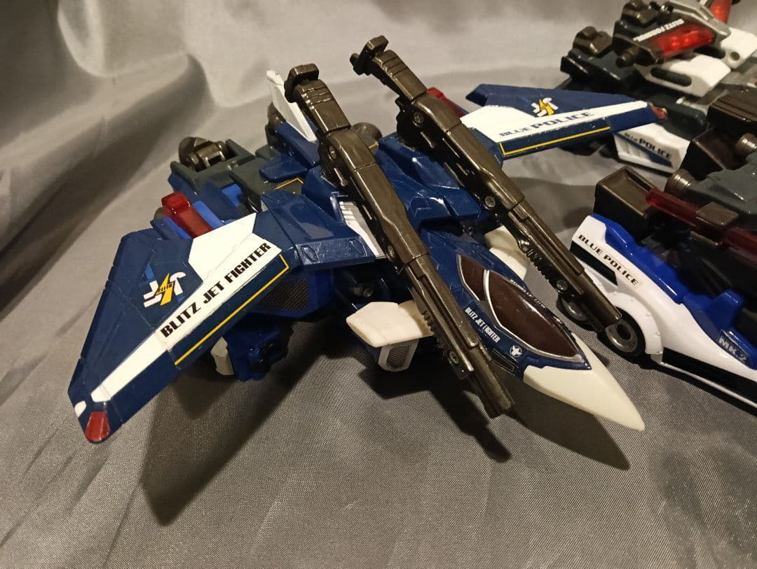 トミカ　ドライブヘッド　サイクロンインターセプター＆ブリッツメカ　中古品セット