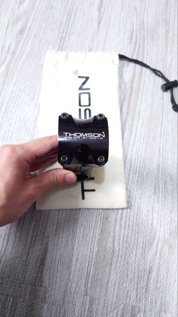 THOMSON ステム10°×90×31.8 Elite X4 ブラック