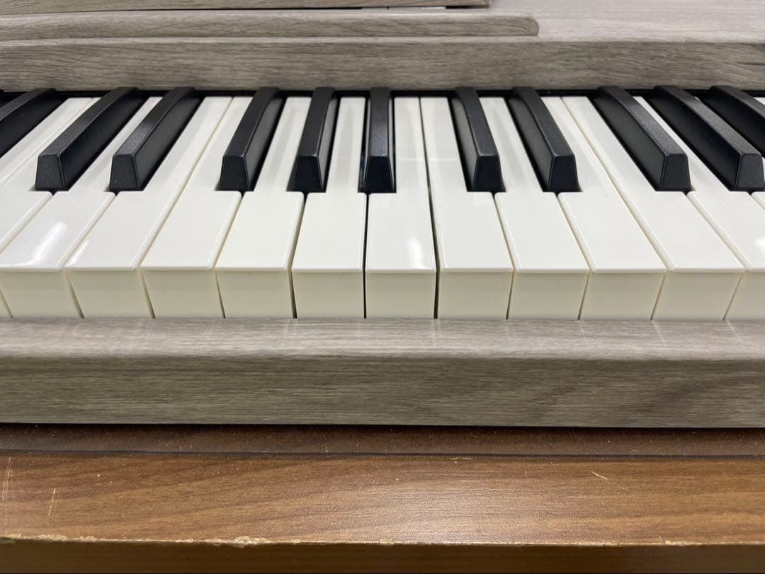 スタンド付き　電子ピアノ88鍵盤　給電タイプ　木目調ボディ　グレー