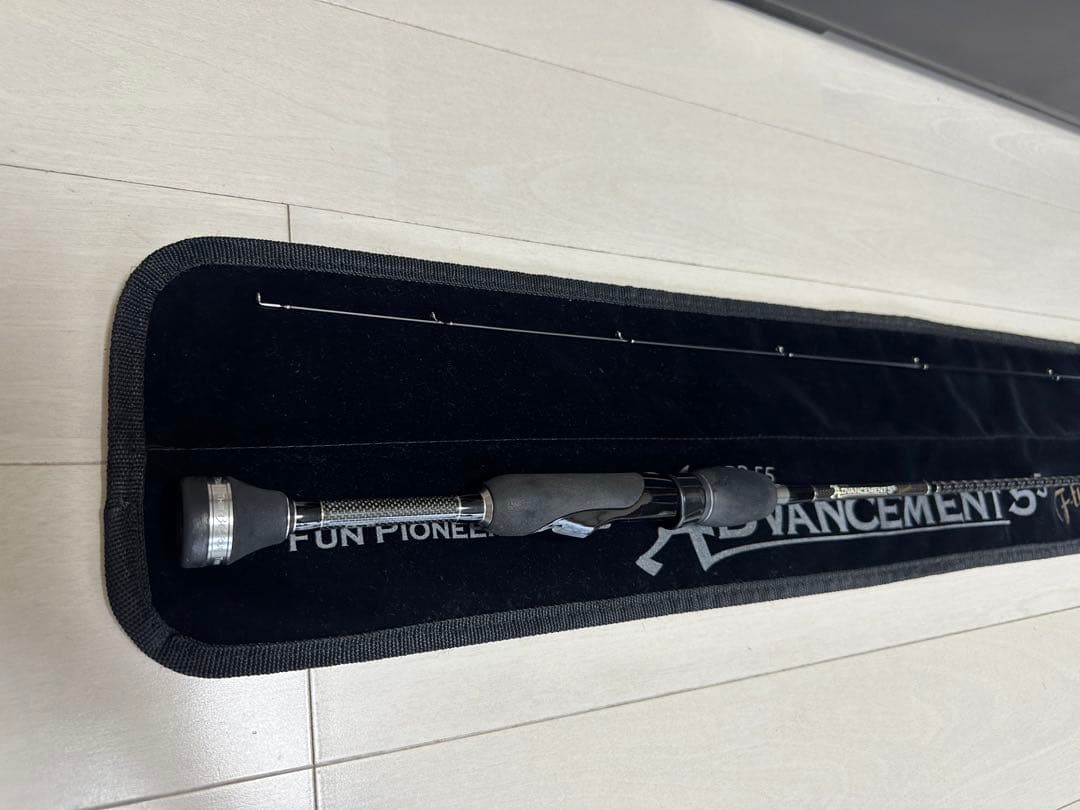 34サーティーフォー　ADVANCEMENT55 F-tune 美品