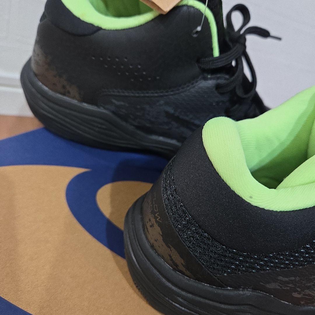 ASICS　バッシュ　NOVAFLOW2　新品　未使用　アシックス　黒　バスケ