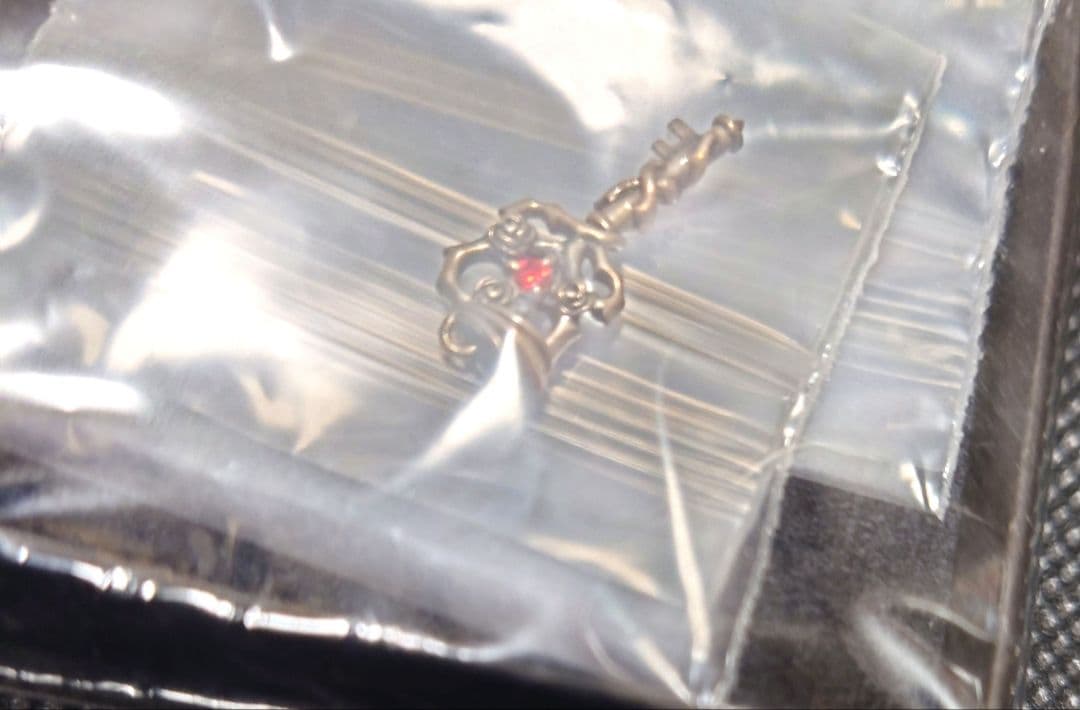新品 逆巻アヤト アルテミスキングス フェイトキー ペンダントトップ ディアラバ