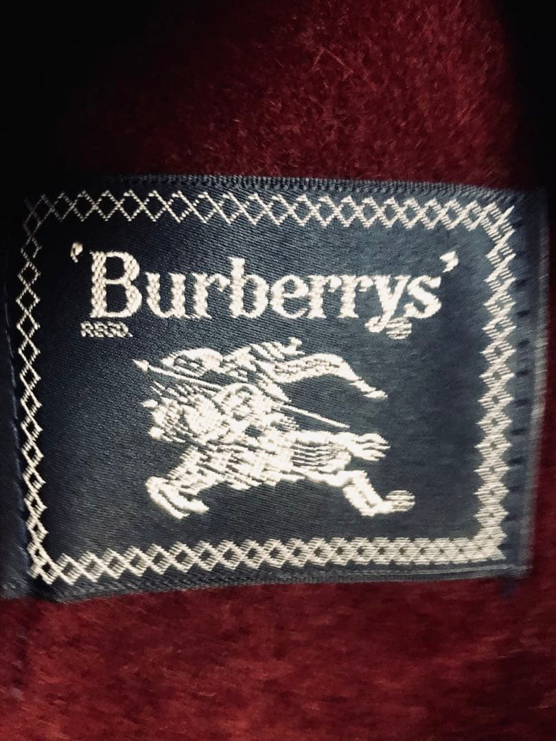 BURBERRYS バーバリーの暖かい100%ウールブランケット新品、