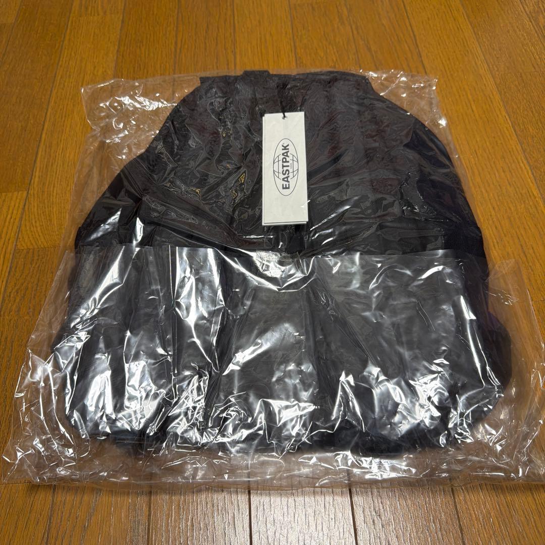 EASTPAK BUMP OF CHICKEN パッド入りバックパック