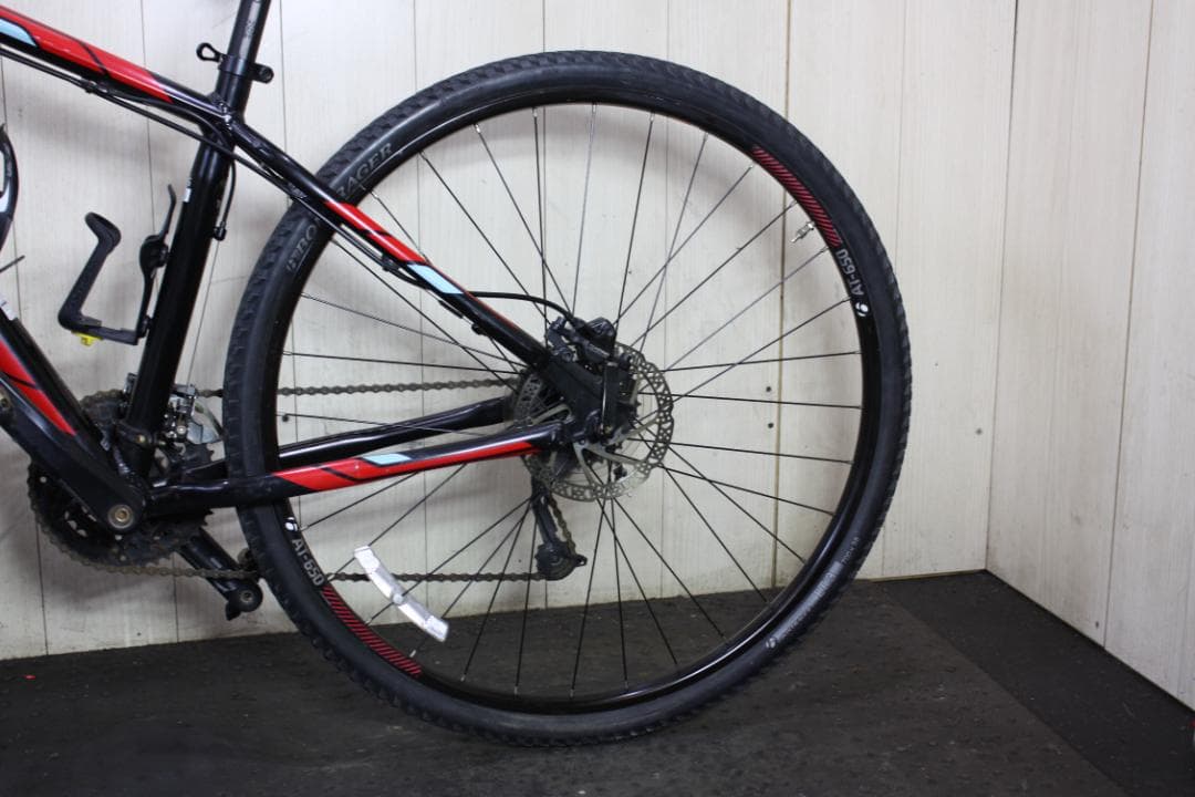 トレック MARLIN7 700C 27速 420mm 油圧式ディスククロス