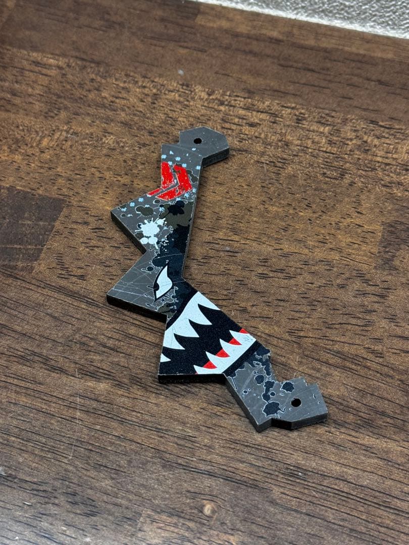 週末までの出品！サメフィン h&o レイリーヒュッゲストア　ロックフィールド