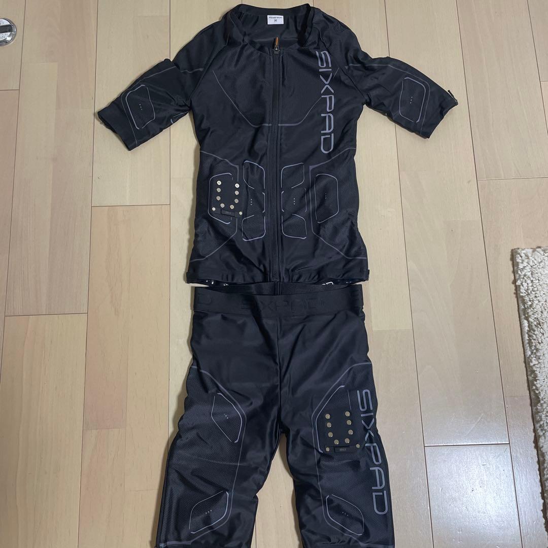 SIXPAD Powersuit 上下セット　女性Mサイズ