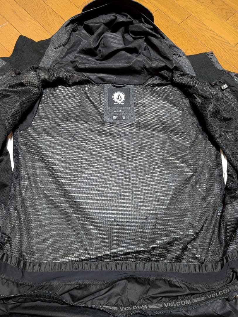 VOLCOM GORE-TEX ジャケット