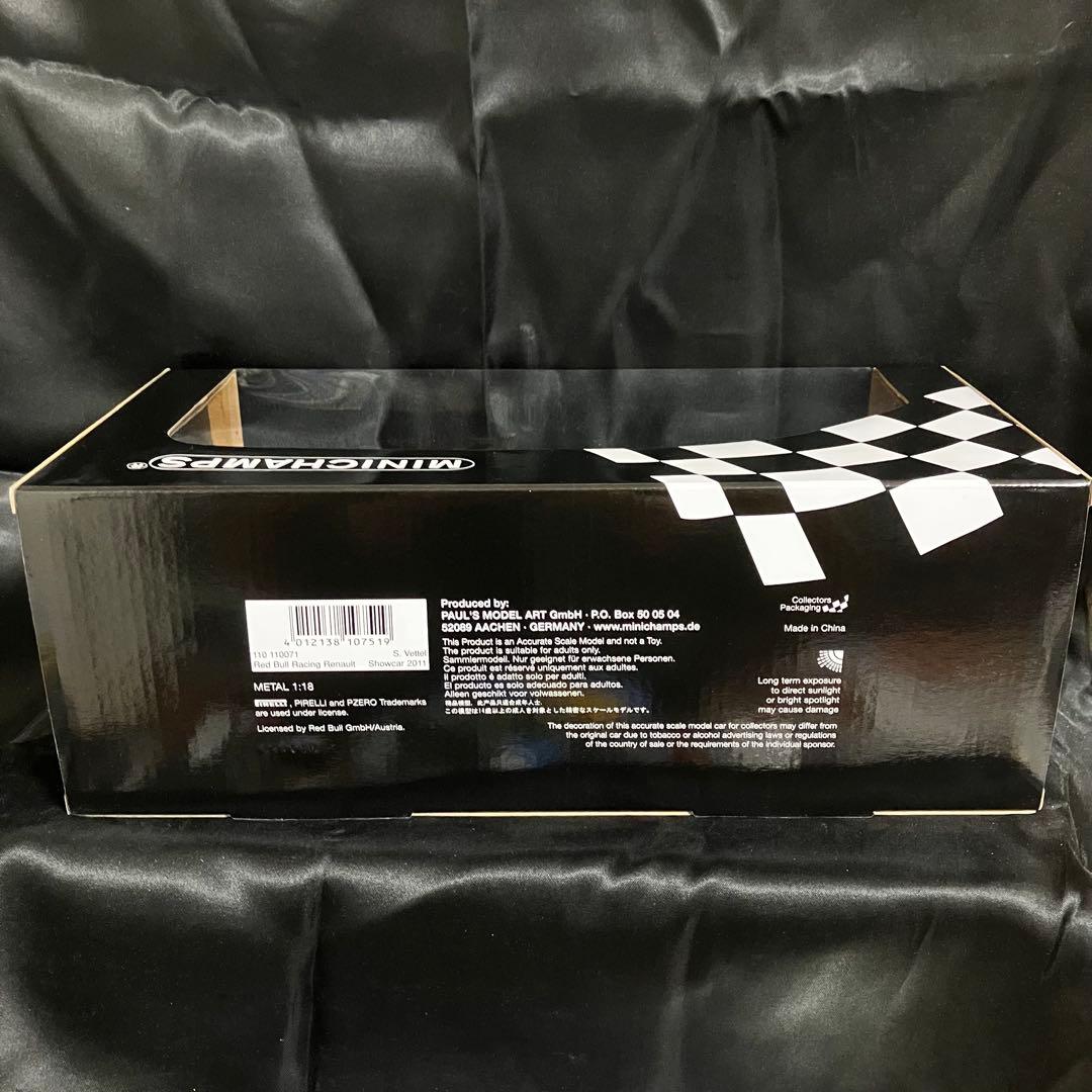 ミニカー RED BULL RENAULT F1 MINI CHAMPS 1/18