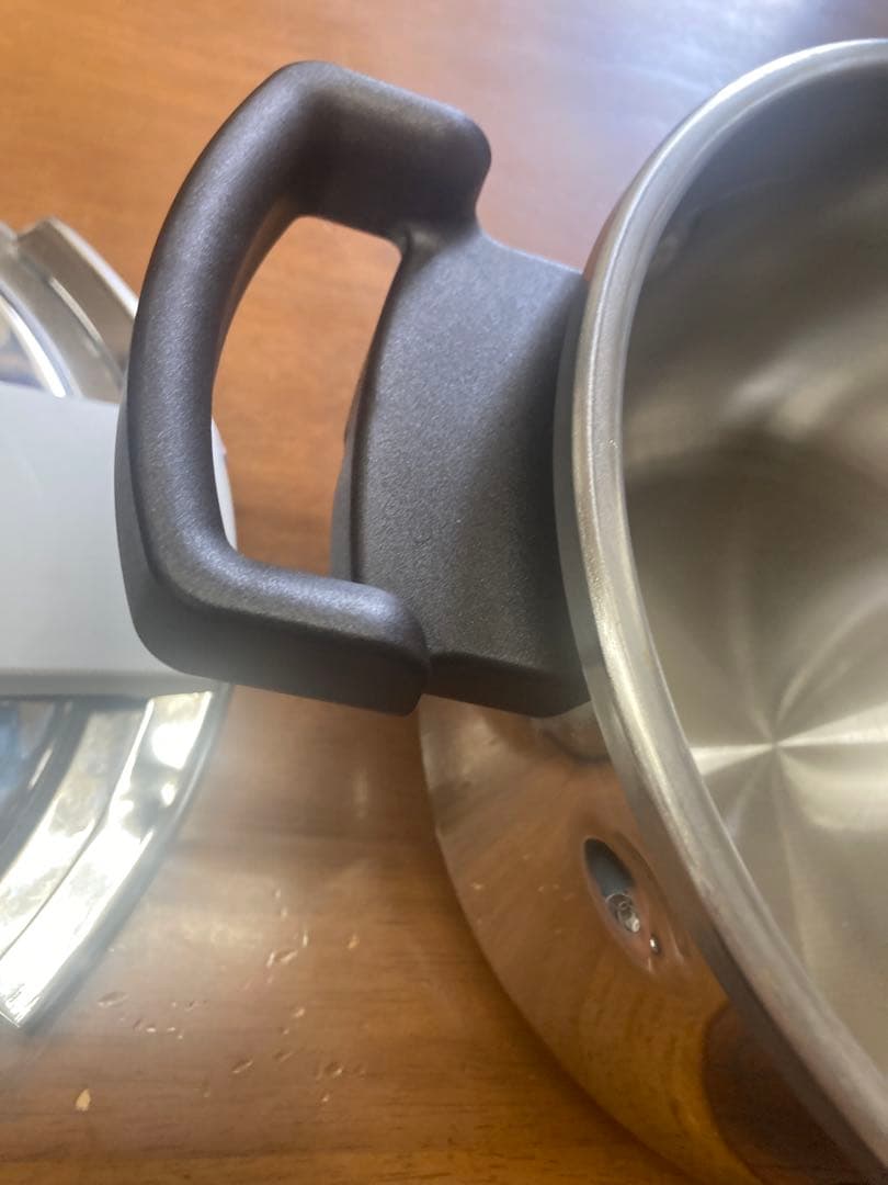 T-fal クリプソプルミエ　圧力鍋 中型 ステンレス製　IH対応