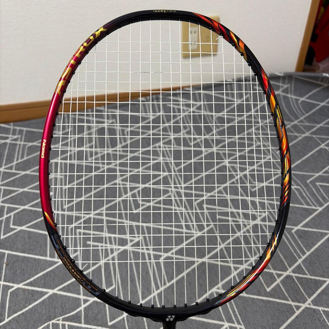 YONEX アストロクス99pro 4u