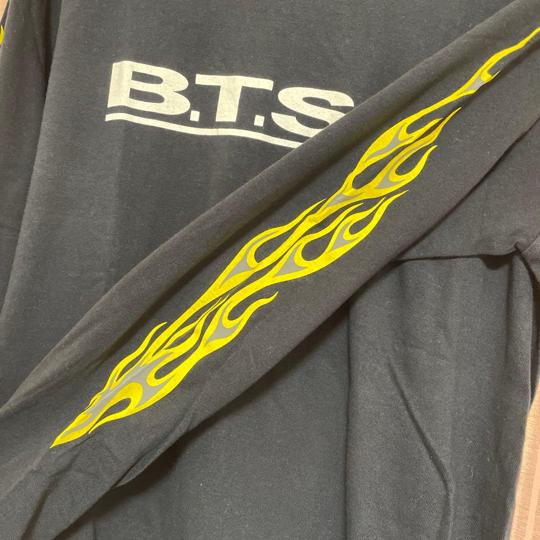 レア　BTSJ LESMILLS ロングTシャツ z33