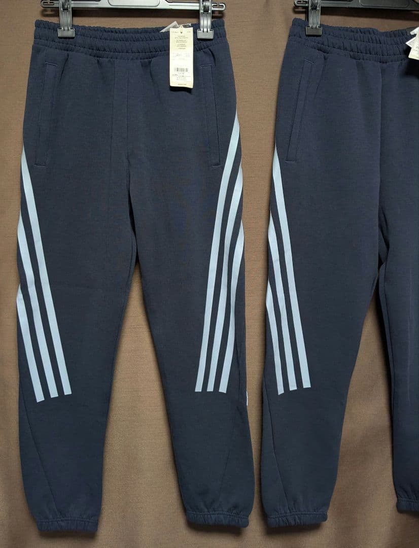 未使用 adidas フューチャーアイコン スウェット セットアップ 上下 3点